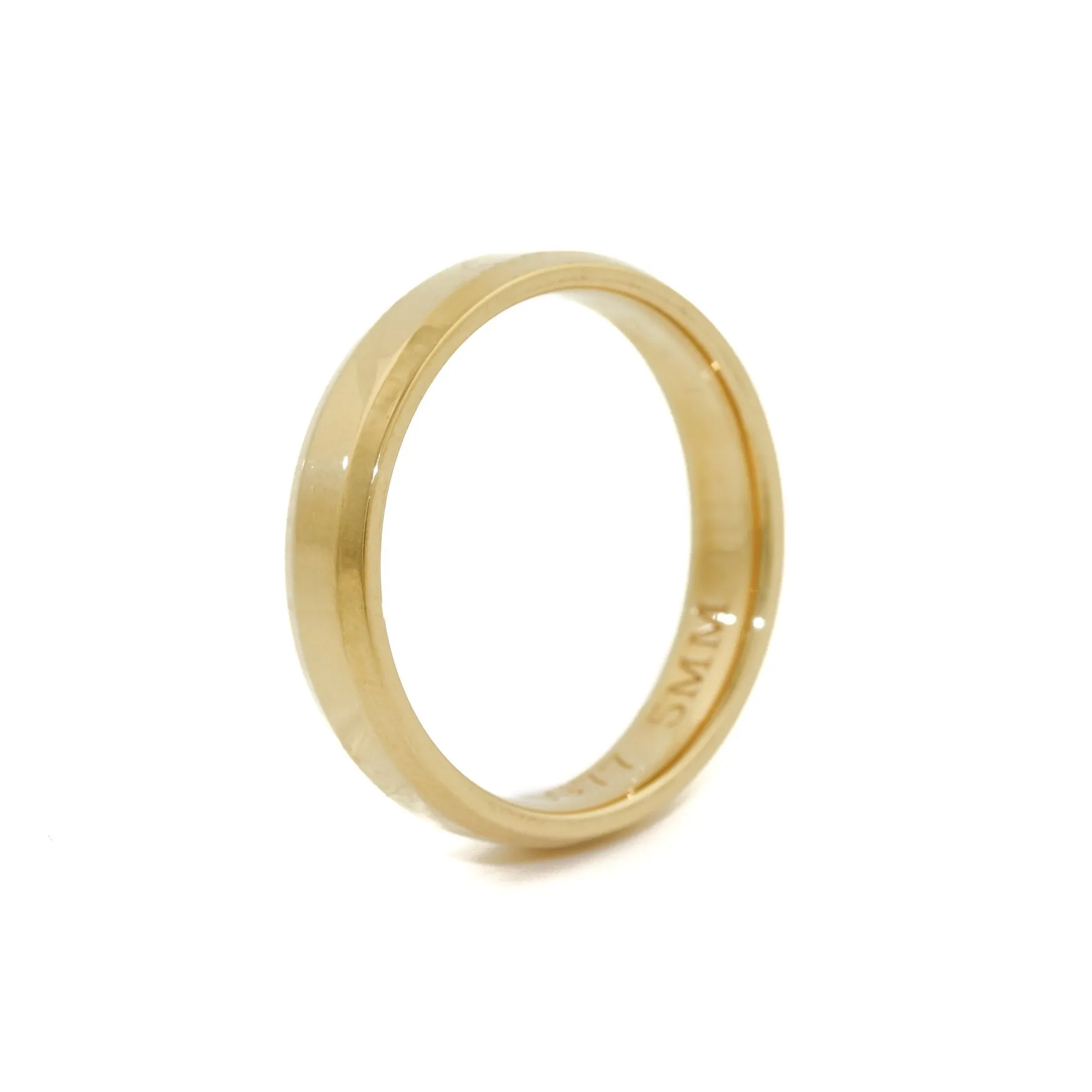 14k Gold 5mm Accented-Edge Band