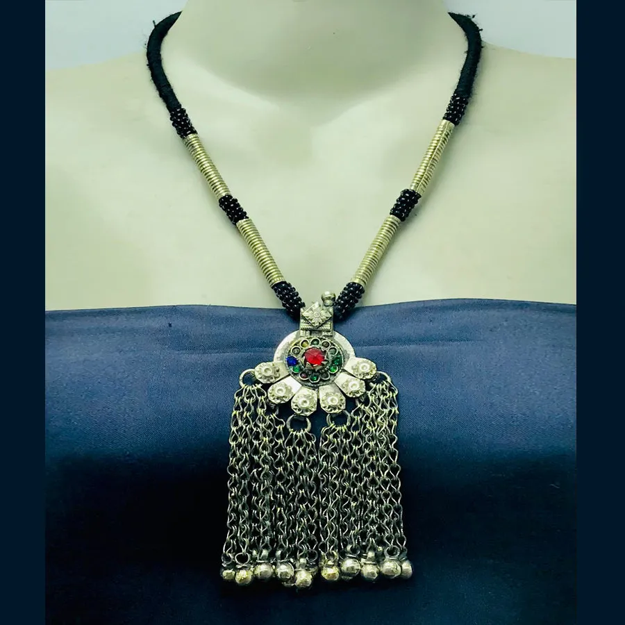 Bohemian Handmade Pendant Trending Necklace