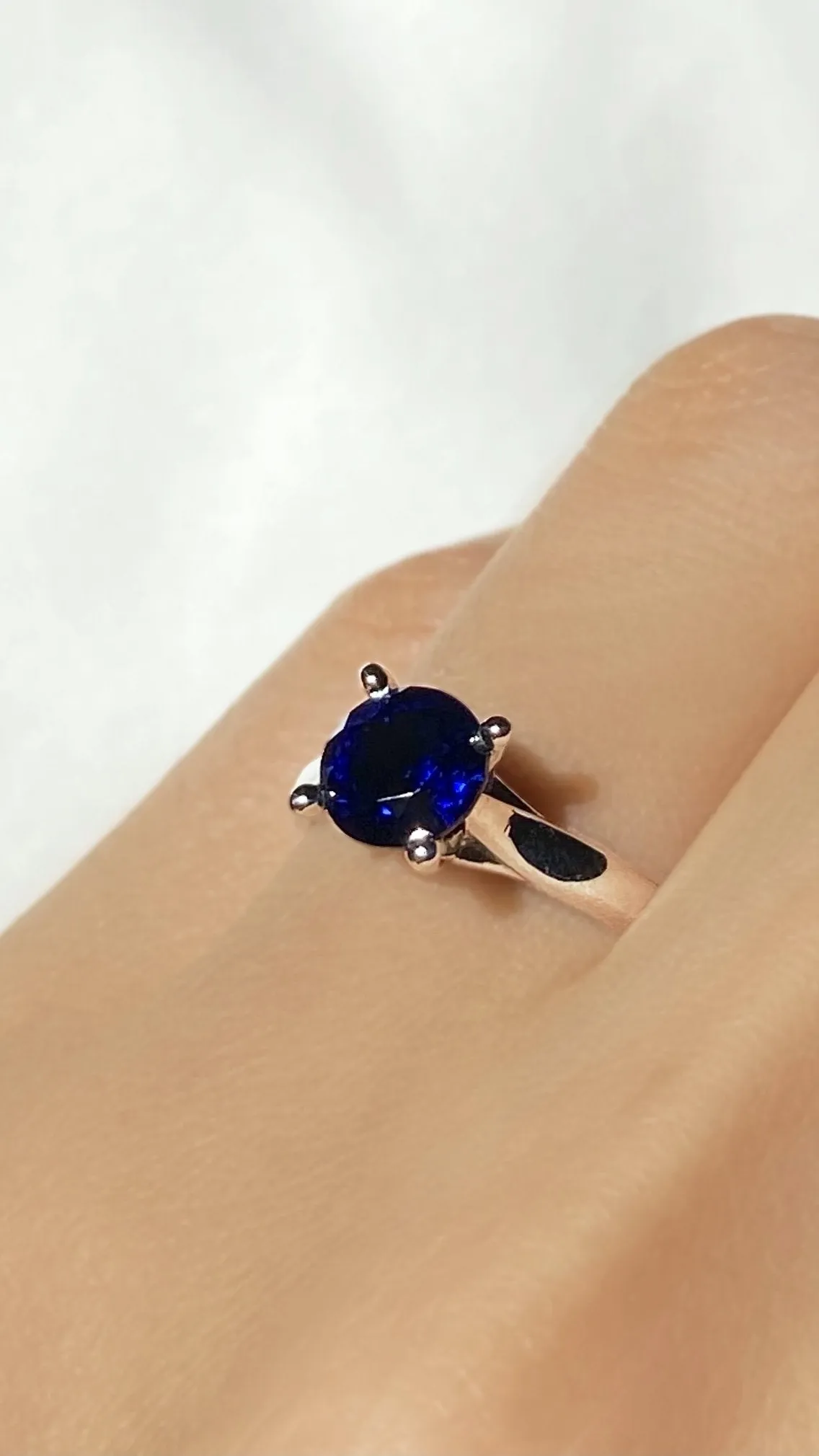 Caroline Ring 1.50ct Sapphire 18K White Gold