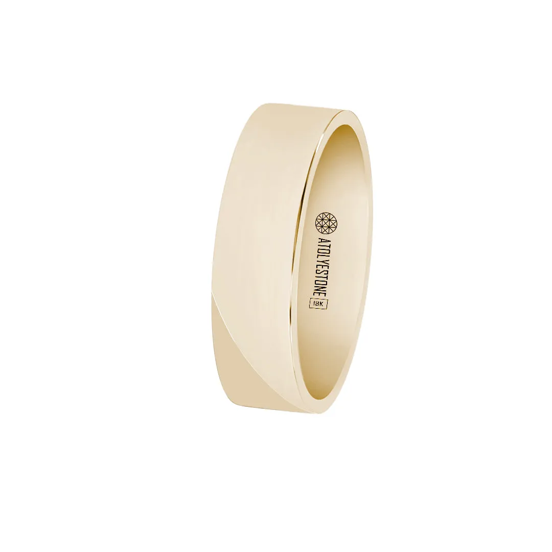 Flat Band Ring in Gold