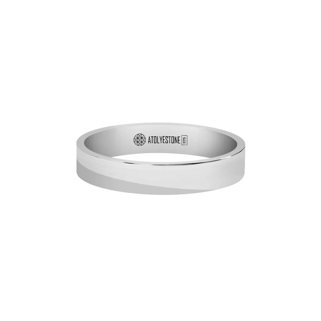 Flat Band Ring in Silver