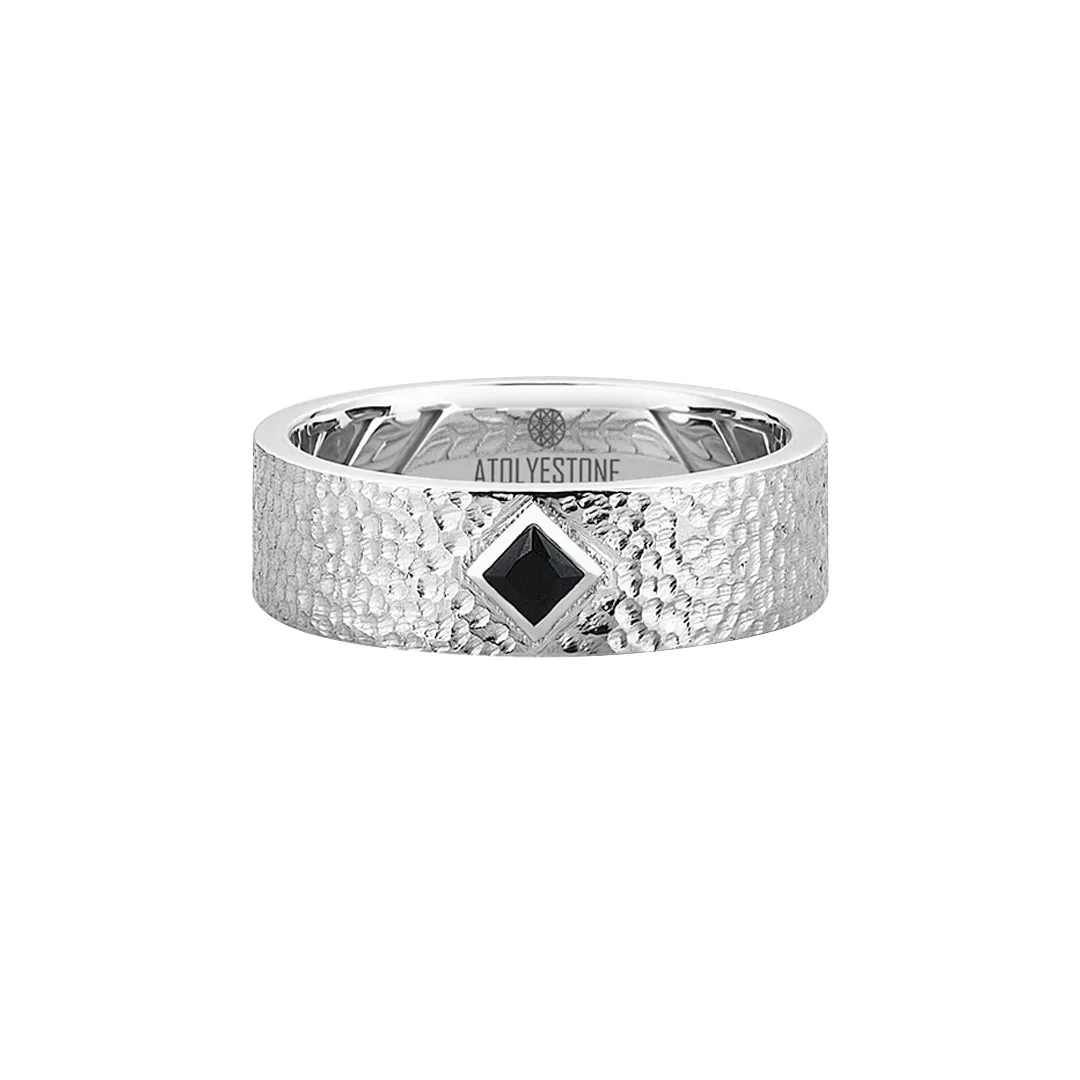 Hammered Band Solitaire Ring in Silver