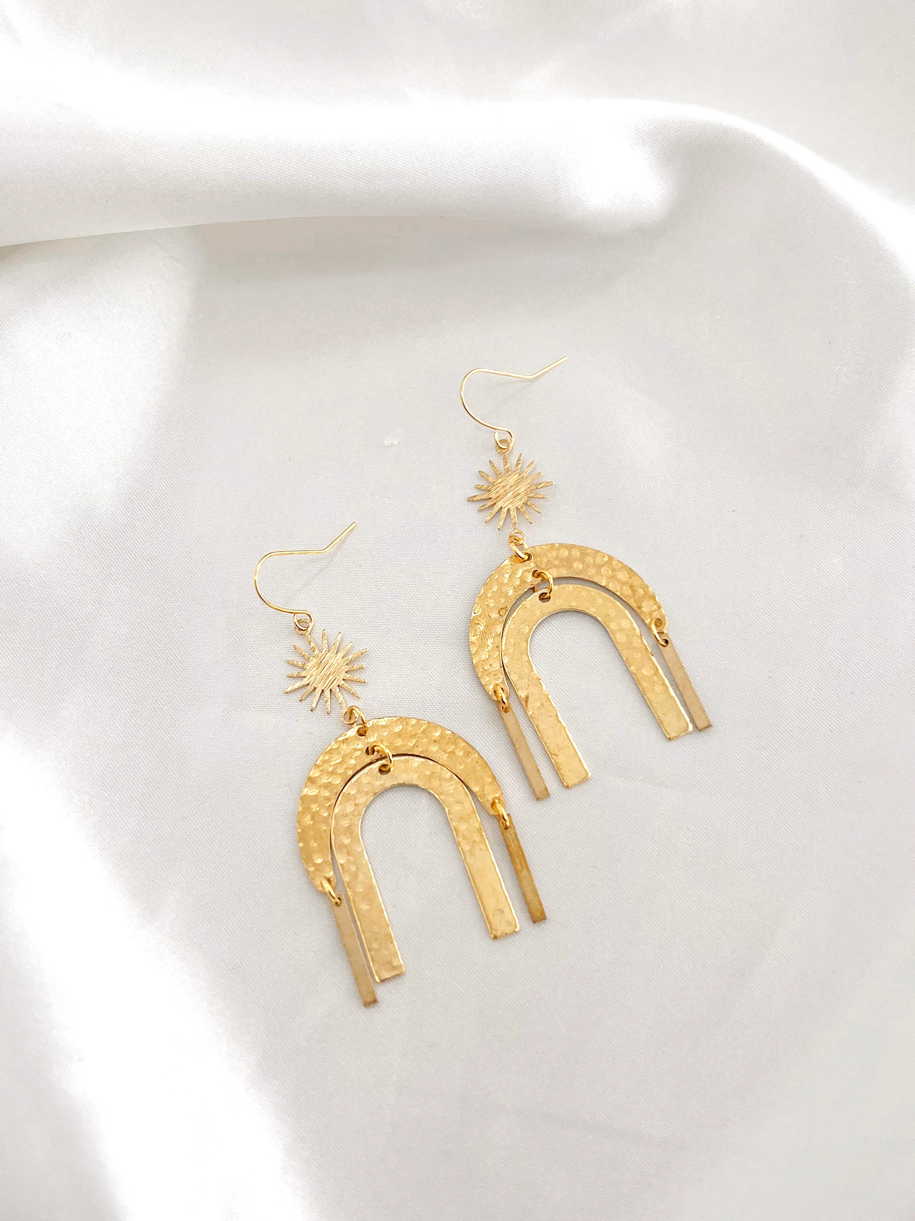 Madelyn Dangle Earrings