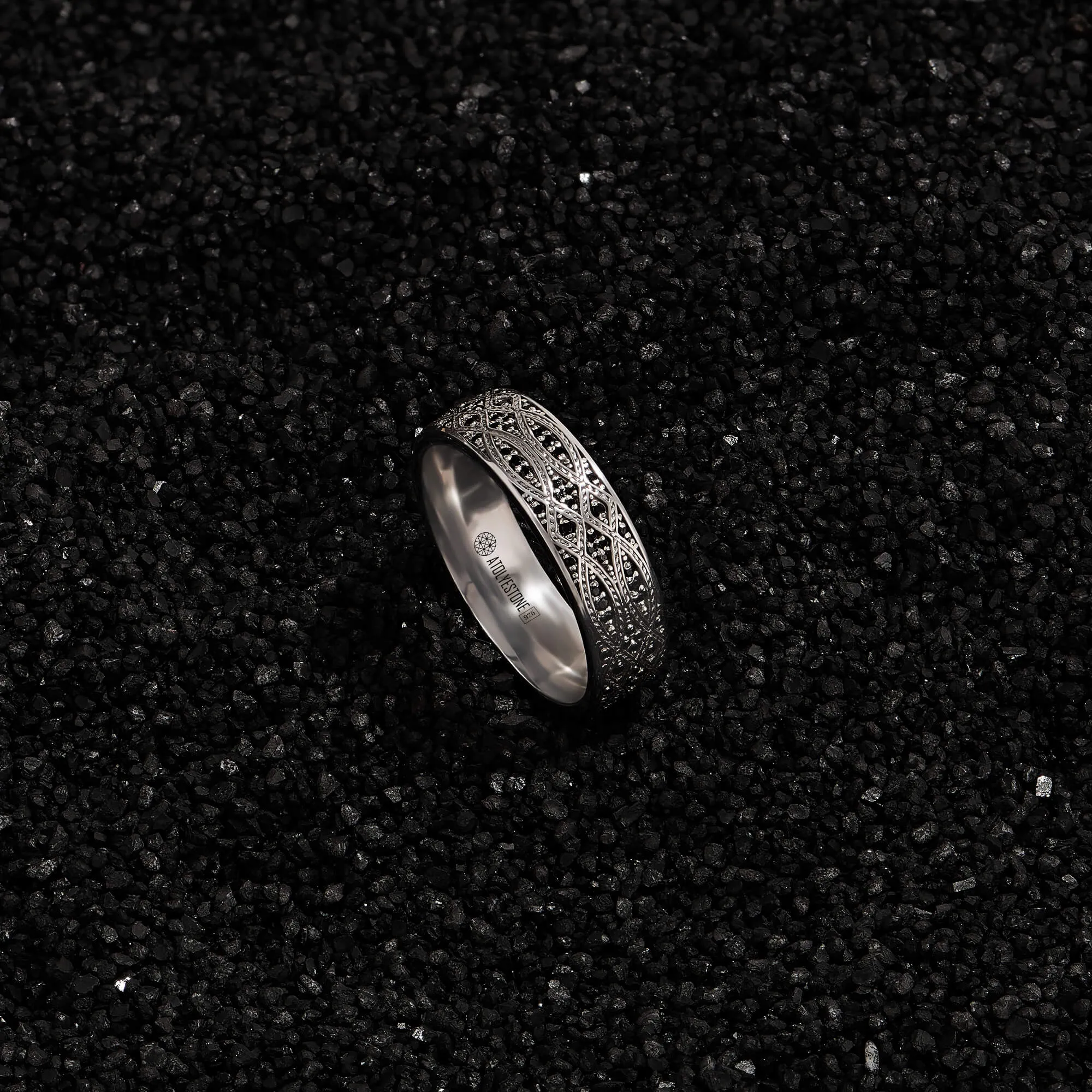 Minimalist Streamline Band Ring in Silver