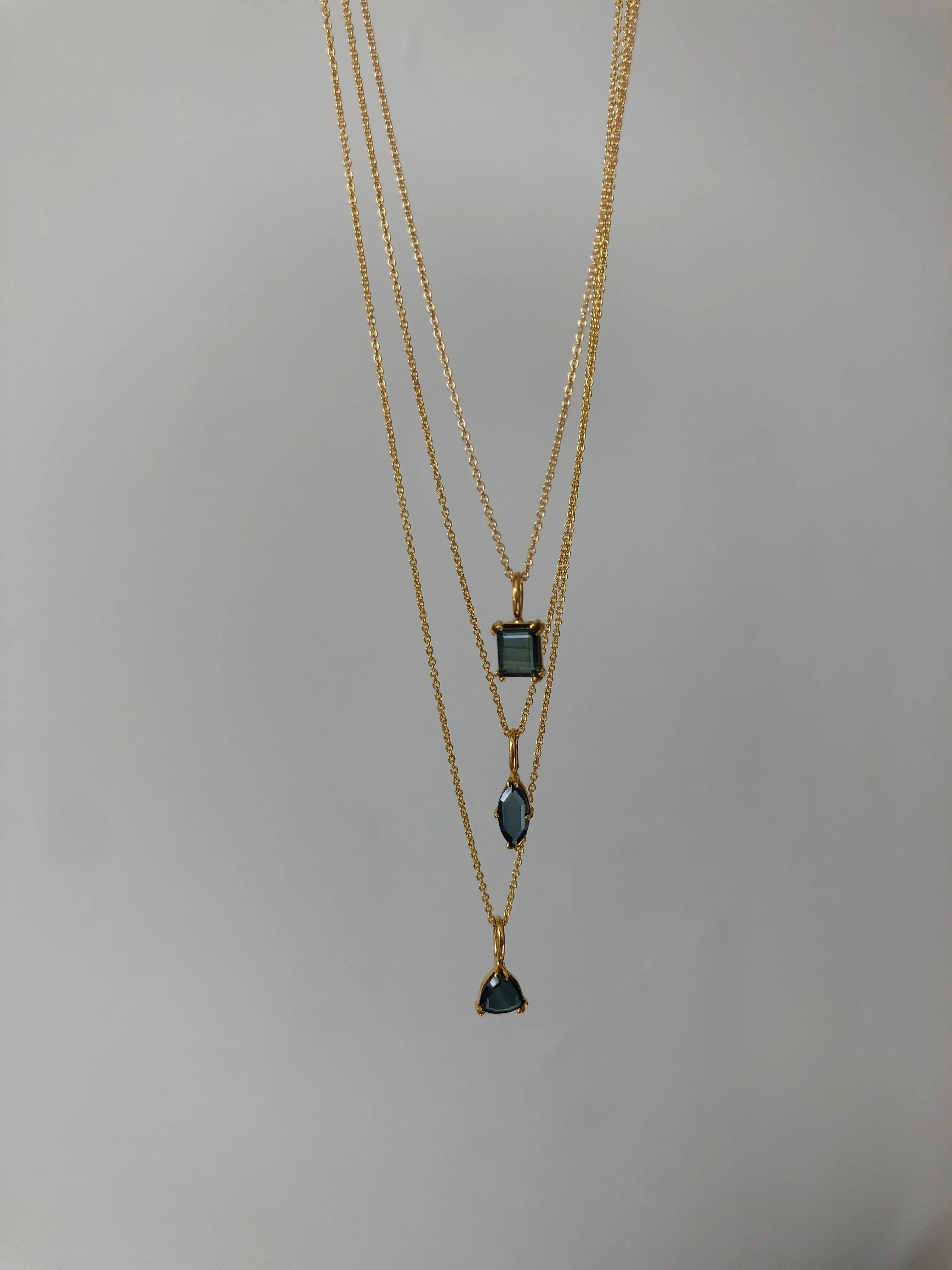 Portrait Cut Teal Sapphire Pendant Necklace, Solid Gold