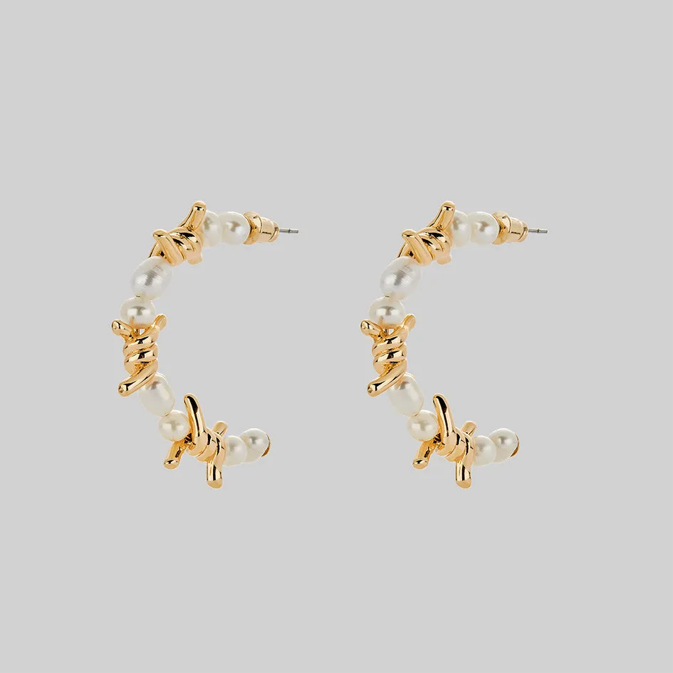 RUTHLESS. Barbed Wire & Ivory Pearl Hoop Earrings - Gold