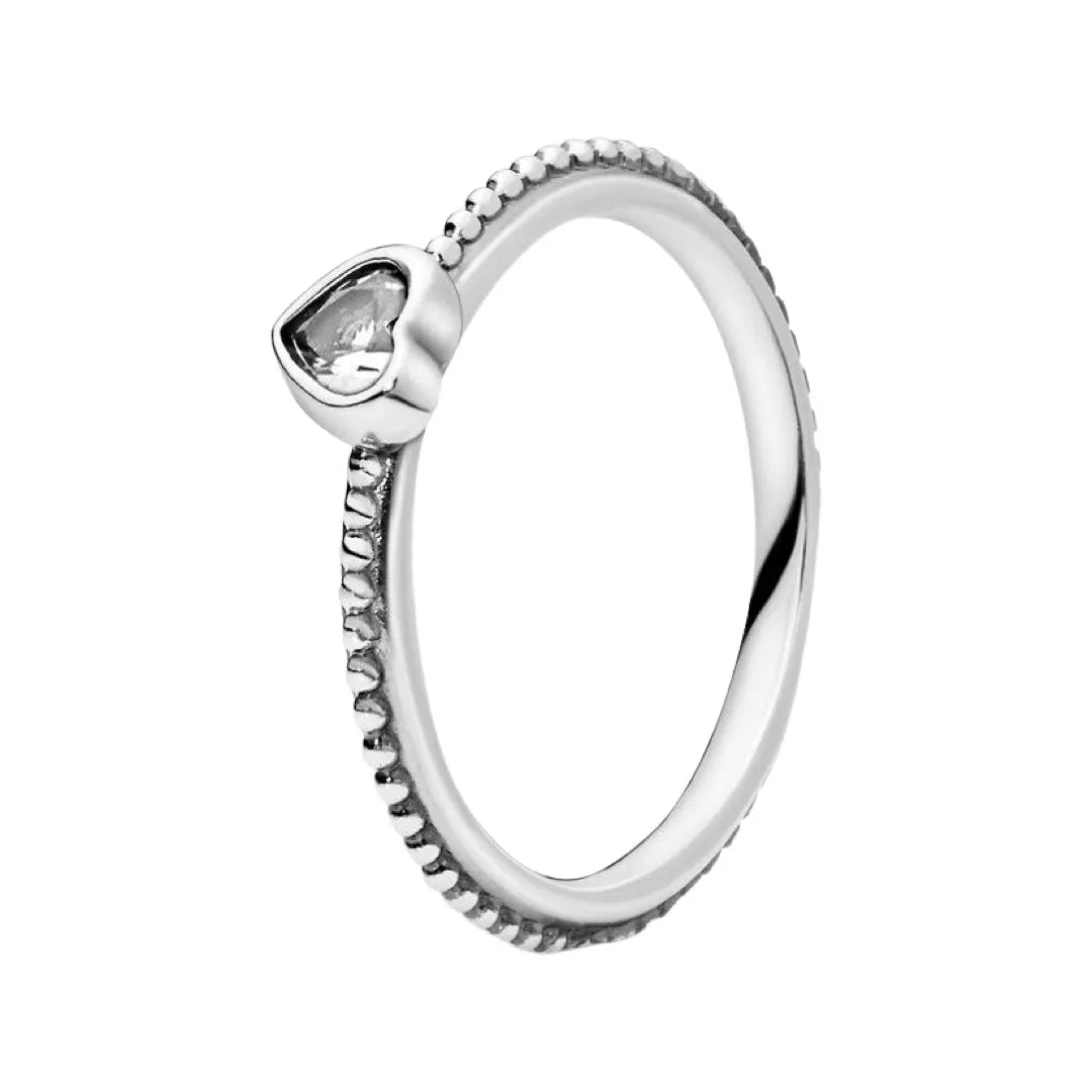 SOLITAIRE HEART RING