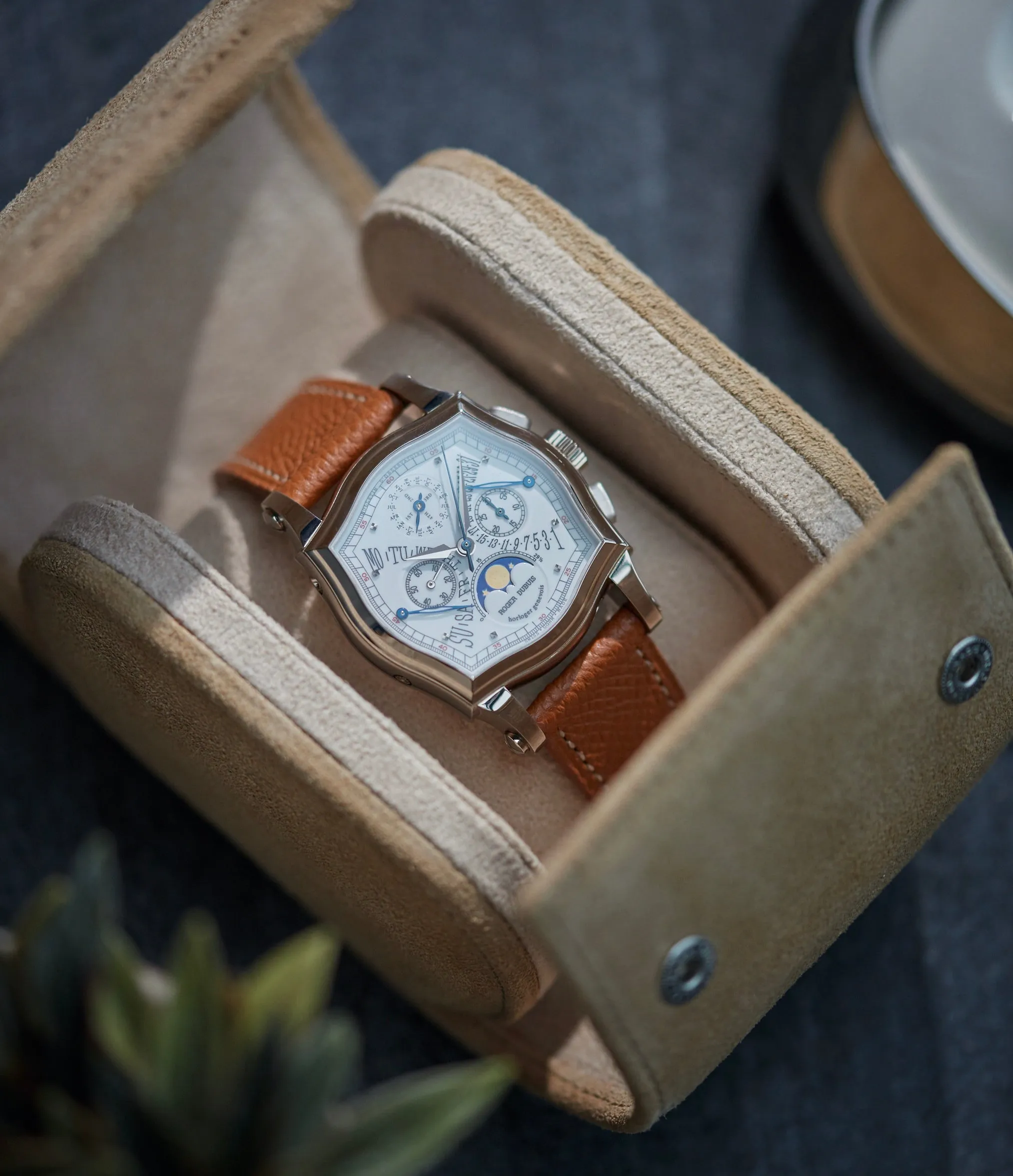 Sympathie Perpetual Calendar Chronograph | Bi-Retrograde | White Gold