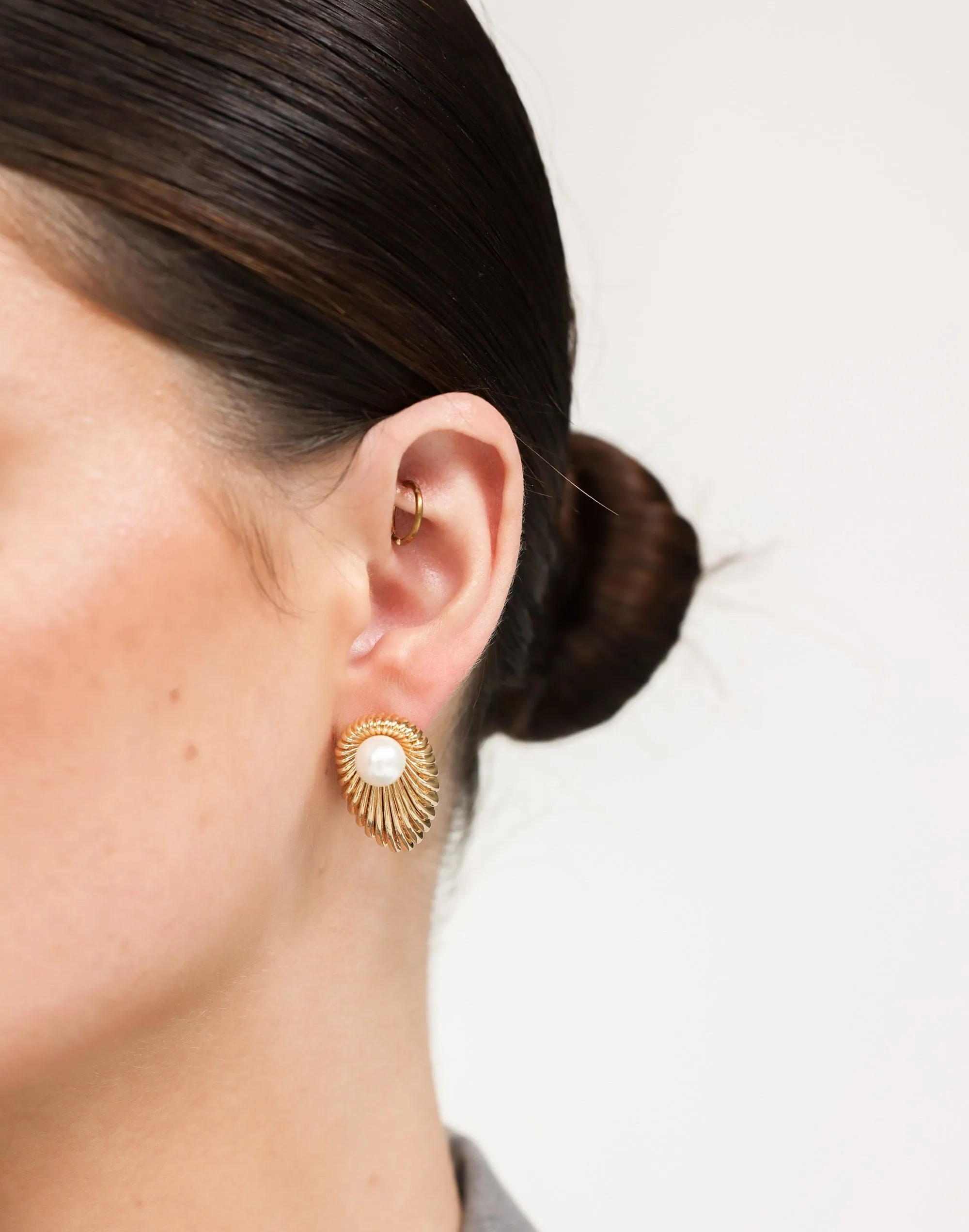 Tyla Earrings (Gold)